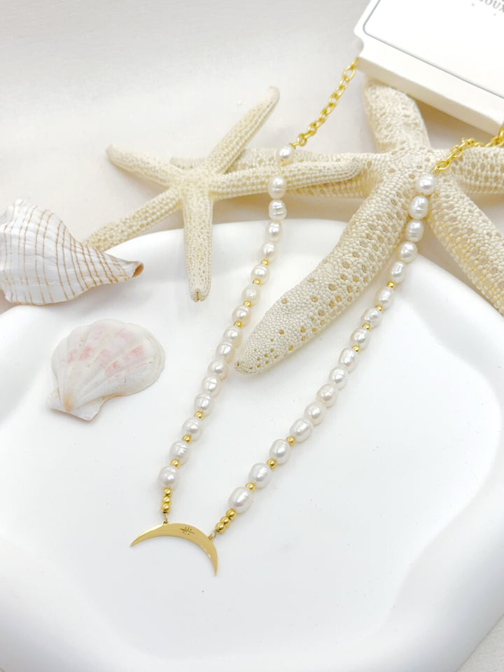 COLLIER CROISSANT VRAIES PERLES