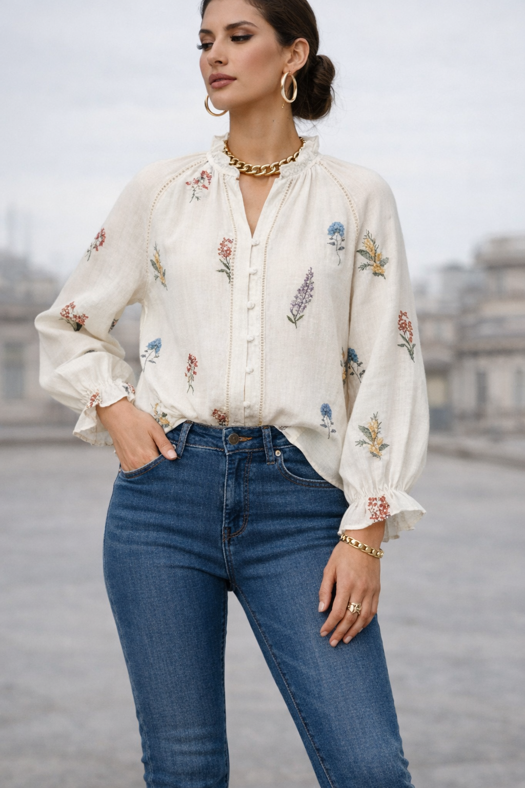 Blouse bohème chic en coton brodé – Ivoire