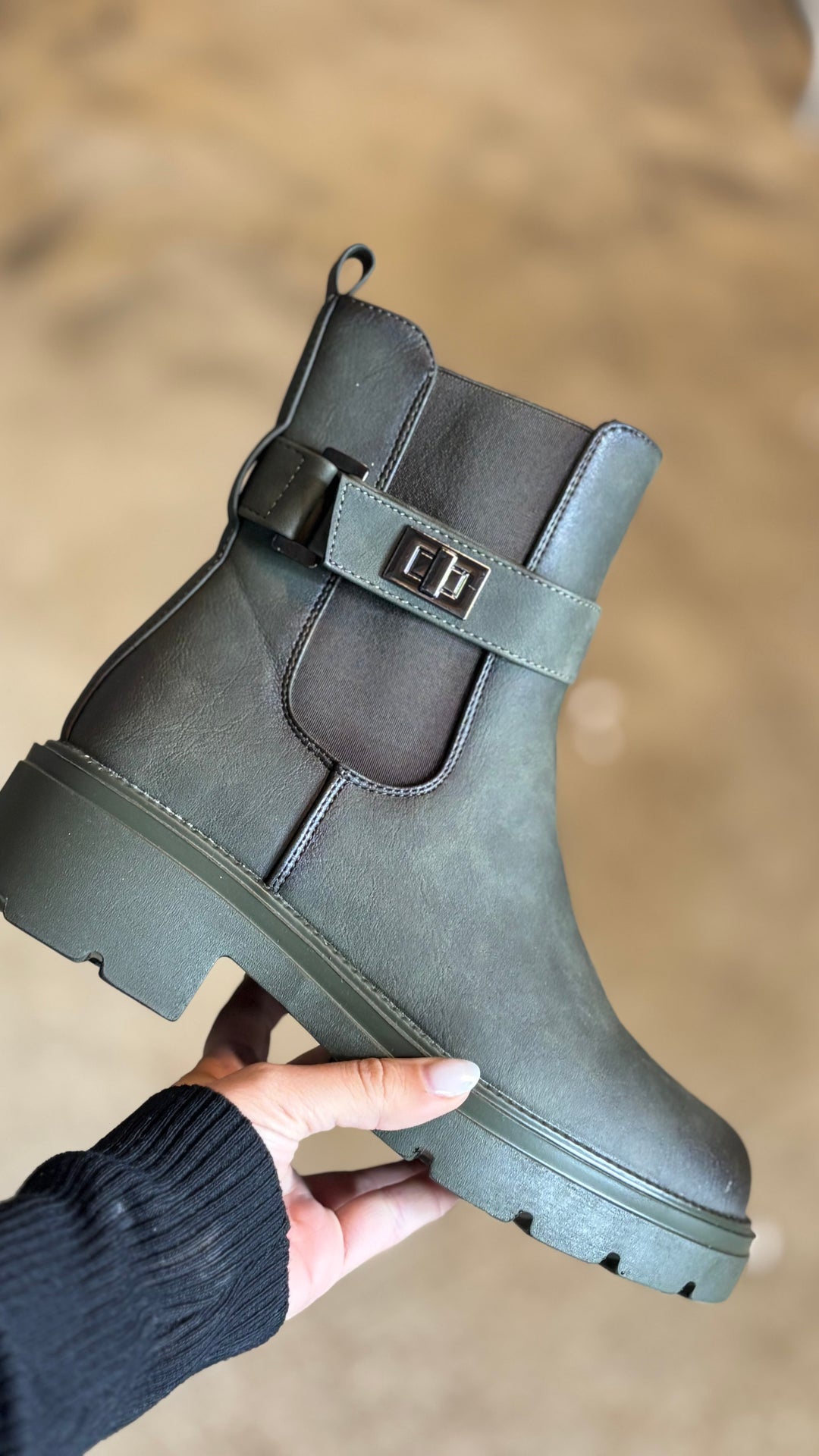 BOTTINES KAKI EN SIMILICUIR AVEC ZIP