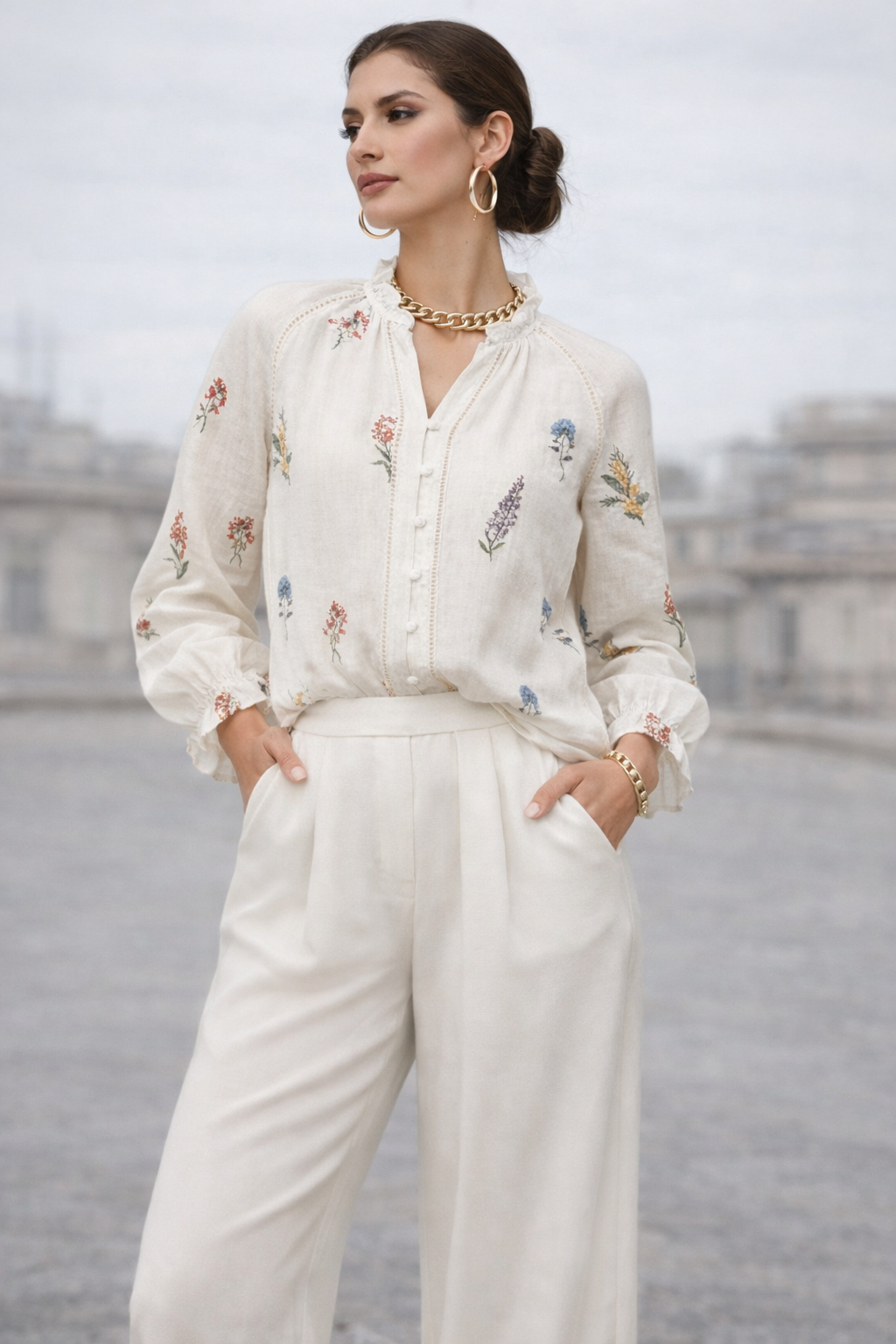 Blouse bohème chic en coton brodé – Ivoire